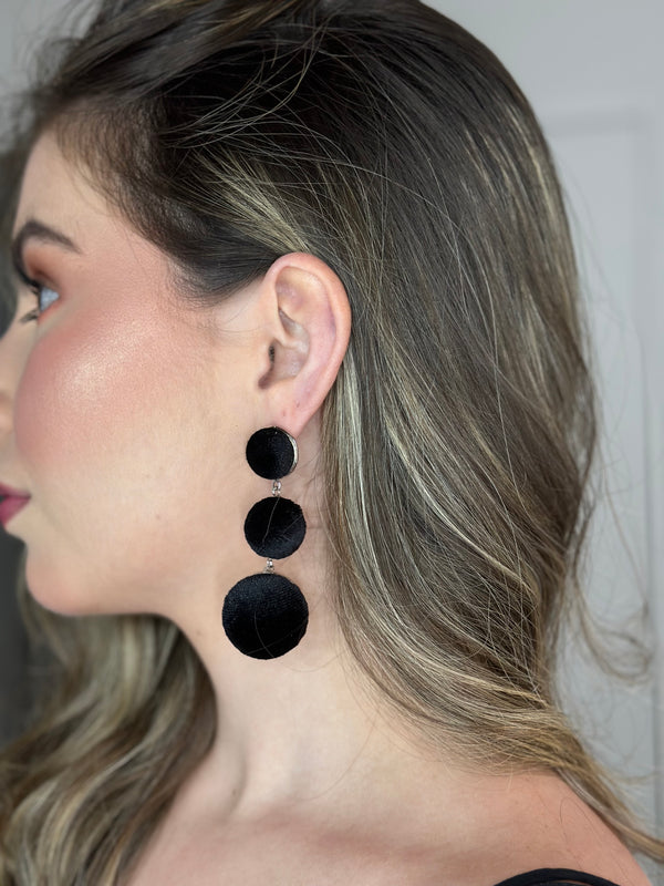 Aretes Velvet Negros