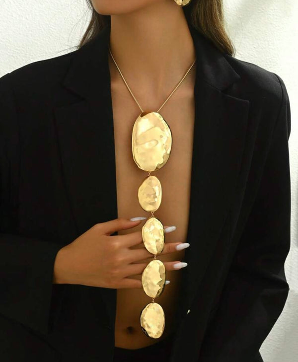 Body Chain Meteorite